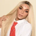 Pabllo Vittar vestida de Mia Colucci, personagem icônica interpretada por Anahí - Reprodução/Instagram