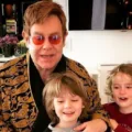 Elton John e os filhos, Zachary e Elijah - Reprodução/Instagram