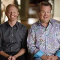 Mitchell Prichett (Jesse Tyler Ferguson) e Cameron (Eric Stonestreet) em Modern Family - Divulgação