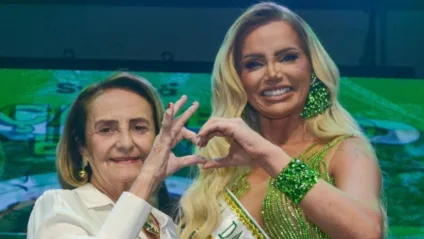 Thalita Zampirolli é coroada rainha de bateria da Camisa Verde e Branco com presença de Lucinha Araújo, mãe de Cazuza - Divulgação