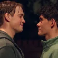 Charlie Spring (Joe Locke) e Nick Nelson (Kit Connor) em Heartstopper - Divulgação/Netflix