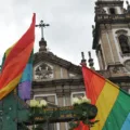 Centros de Cidadania LGBTQIA+ sob Gestão Religiosa?