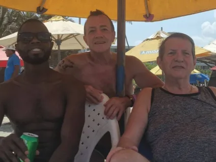 Ator pornô é condenado por matar e esquartejar casal gay no Reino Unido