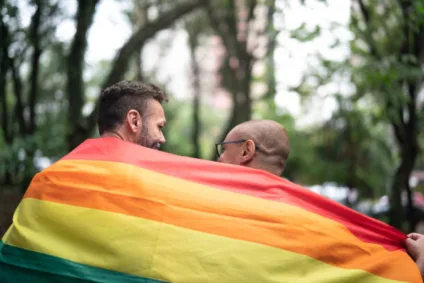 Brasil surge no topo do ranking global de acolhimento LGBTQIAPN+