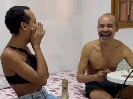 Influenciador gay explica motivo de expor rotina ao cuidar do pai que o rejeitou e sofreu AVC