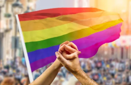 14 de agosto: conheça o Dia do Guncle, celebração aos tios LGBT
