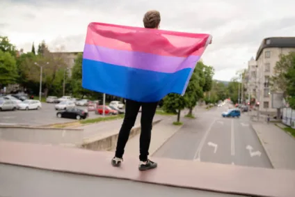 Dia da Visibilidade Bissexual: dados revelam crescimento e desafios de inclusão no Brasil