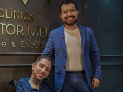 Humorista PCD realiza procedimento de aumento peniano após conteúdo adulto com Rafa Marttinz