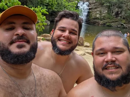 Trisal tem união estável reconhecida pela Justiça em Goiás após seis anos