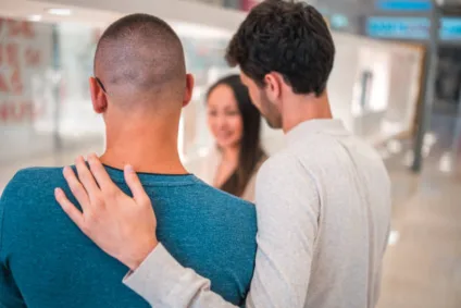 70% dos maridos infiéis têm amantes do mesmo sexo, diz pesquisa