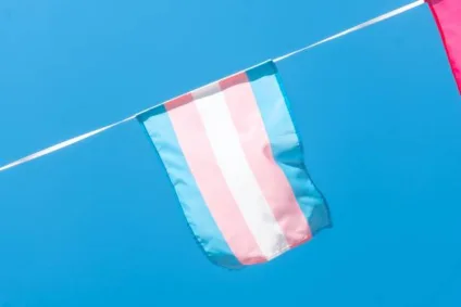 Novembro Azul também é para mulheres trans: a urgência de inclusão em campanhas de prevenção