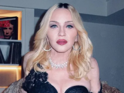Madonna relembra amigo morto por AIDS e cobra postura de Donald Trump