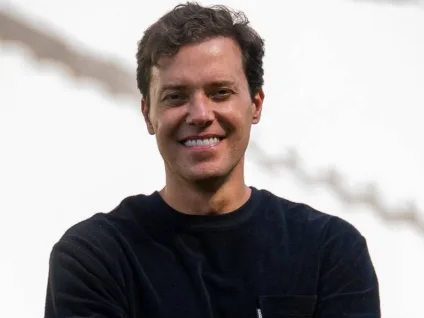 André Valadão possui contas penhoradas pela Justiça em polêmica sobre "cura gay"