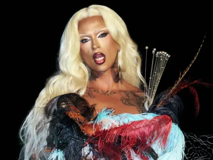 Fenomenal: Lia Clark lança disco que celebra uma década de carreira e revolução do funk LGBT+