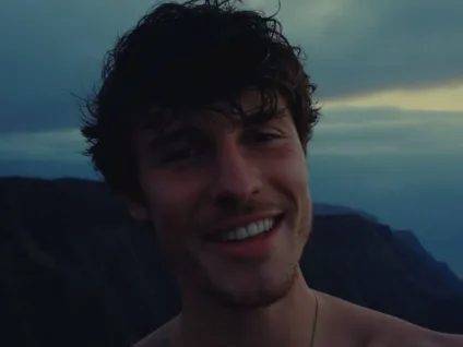 Astróloga afirma que Shawn Mendes é bissexual e vai casar em 2026: 