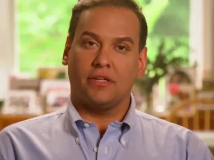 George Santos deixa prisão após acordo sigiloso e comenta sexualidade: "Sou um homem gay"