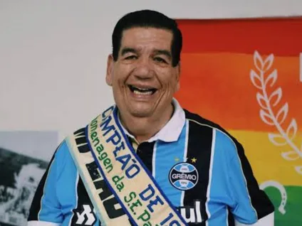 Morre fundador da Coligay, primeira torcida organizada LGBT do Brasil