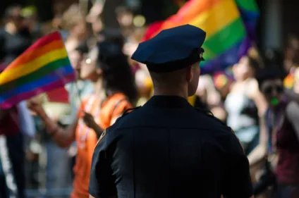 Denúncias apontam abusos contra pessoas LGBTs após operação policial no Azerbaijão