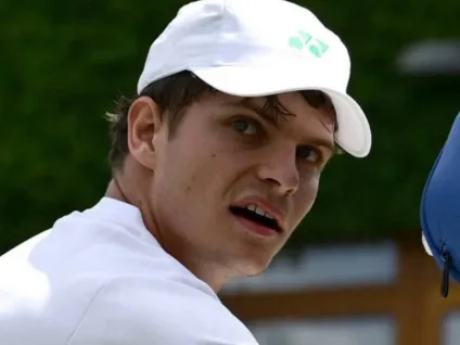 Tenista PCD diz que brasileiro o inspirou a se assumir gay: "Duvidei se era certo"