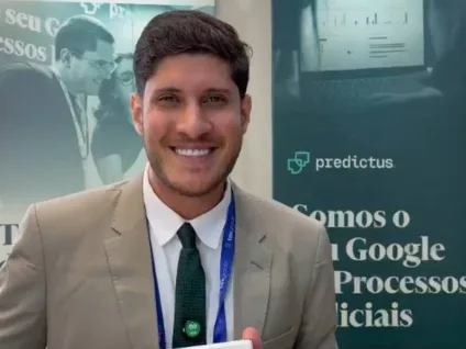 “Advogado das Passivas”: Felipe Arthur revela origem de apelido e celebra visibilidade LGBT+