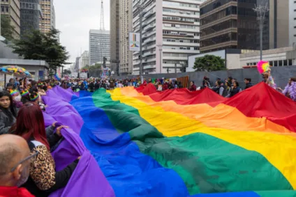 Lei em Alagoas proíbe presença de menores em eventos da Parada LGBTQIAPN+