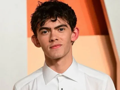 Joe Locke, ator de Heartstopper, pode estrelar filme de terror com trama de gravidez masculina