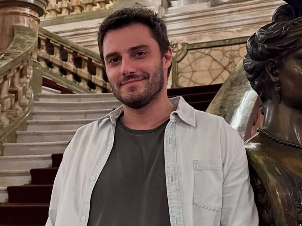Hugo Bonemer assume já ter se relacionado com pessoas sociopatas: "Não entendia o sentimento"