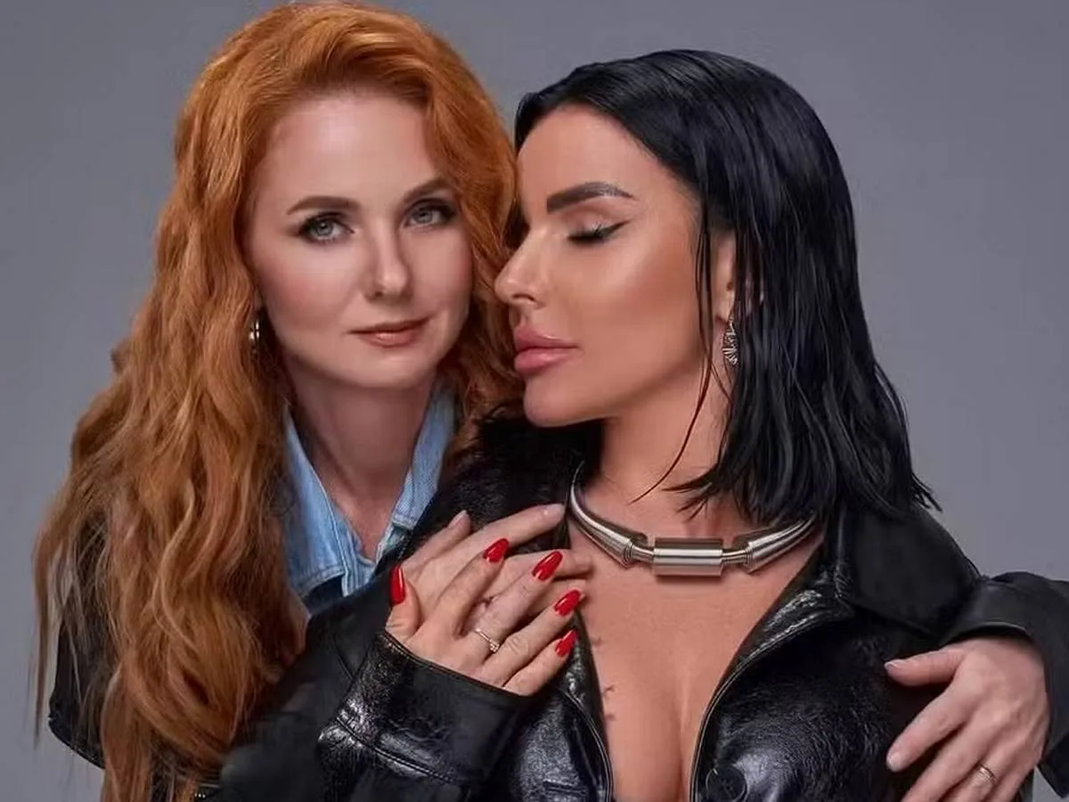 Lena Katina e Julia Volkova, do t.A.T.u.