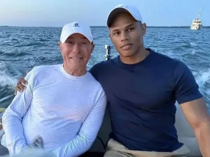 Ex-ator pornô acusa bilionário David Geffen de manipulação e controle após fim do casamento