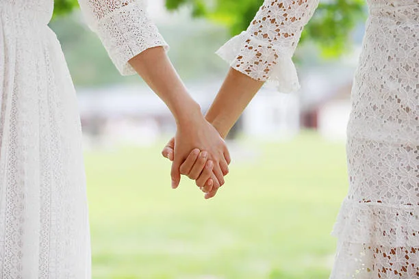 Justiça do Goiás reconhece união estável de casal de mulheres após mais de 30 anos