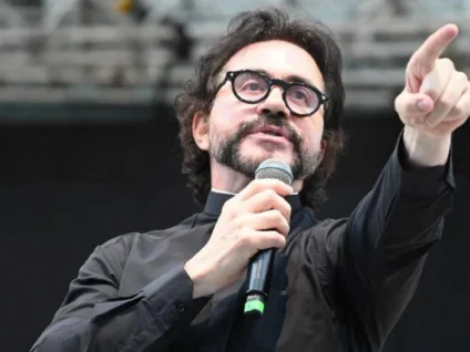 Padre Fábio de Melo reage após ter sexualidade questionada publicamente: 