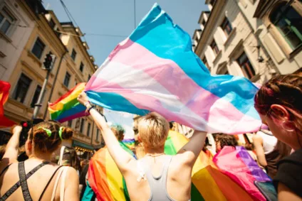 Movimento Libera Meu Xixi ganha força e mobiliza defesa de pessoas trans no Brasil