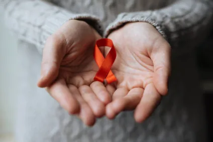 Entenda por que o PMMA ainda poderá ser usado em pacientes com HIV