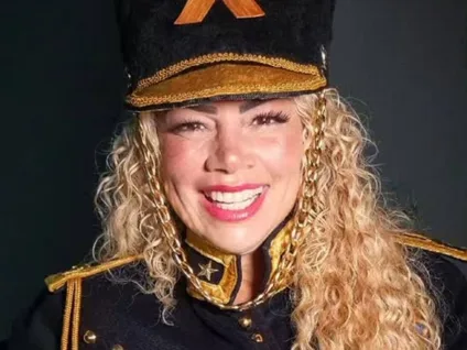 Ex-Paquita surpreende ao revelar fantasia íntima com uniforme da Xuxa: 