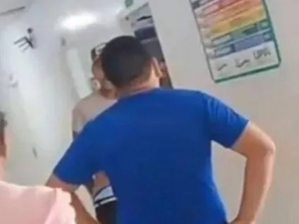 Homem chega desesperado à UPA no Pará após prender cenoura no ânus