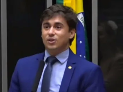 Justiça reduz indenização de Nikolas Ferreira por transfobia contra influenciadora