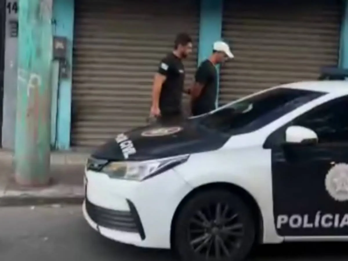 Dupla é presa suspeita de usar Grindr para atrair turistas e aplicar "Boa Noite Cinderela" no Rio