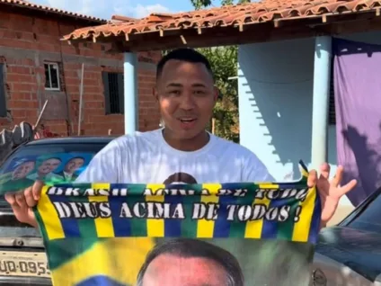 Candidato bolsonarista que se declara gay quer barrar verba pública para Paradas LGBT: 