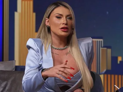 Andressa Urach expõe relação com a família após voltar a trabalhar com o corpo: "Tenho vergonha"
