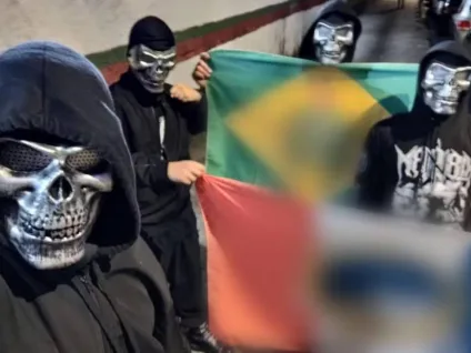 Suspeitos de neonazismo são presos após mulher trans ser esfaqueada pelas costas no Rio